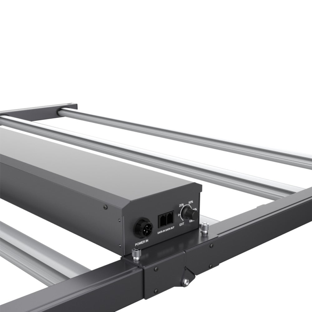 GrowPros HM660 4 x 4 LED Grow Light – LED - Bar Style