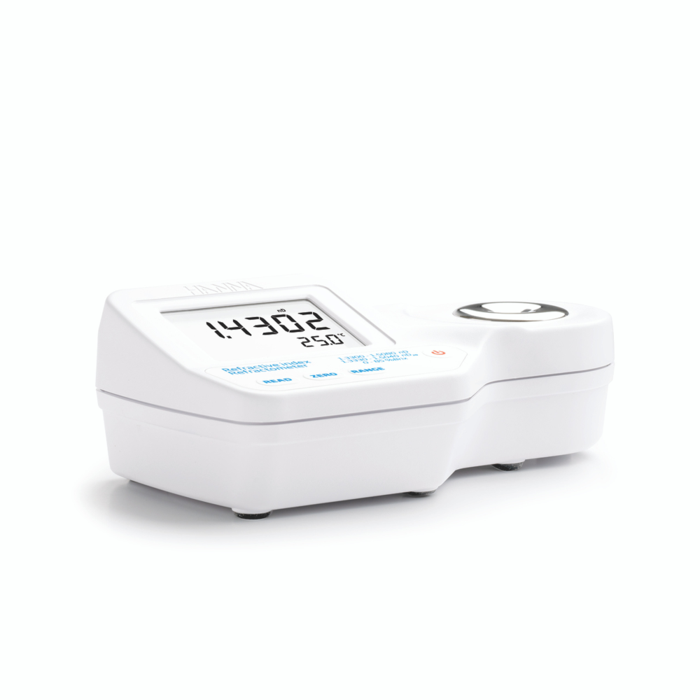 Hanna Refracting Index refractometer - uncompensated readings (nD), temperature compensated to sucrose (nD20) and % Brix