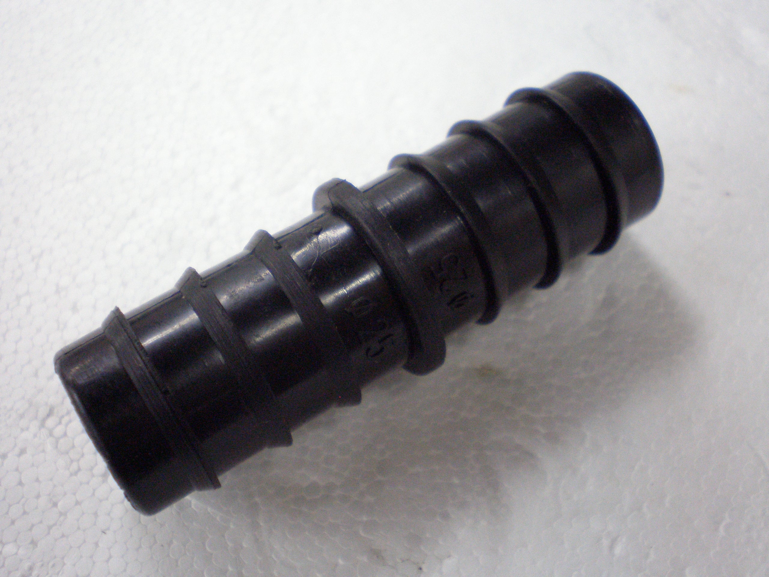Dramm Barbed Poly Tubing Fitting - PEIC25