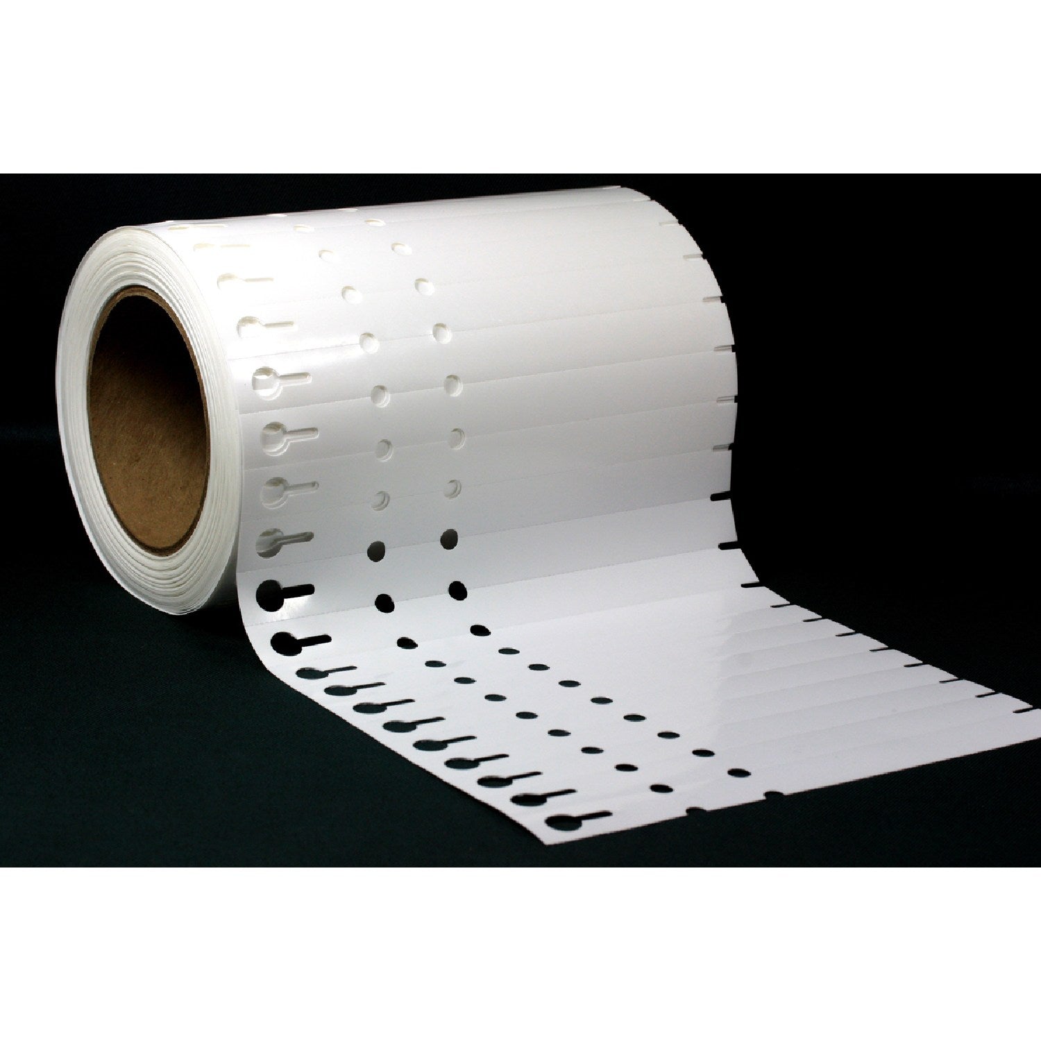 DPI 1000/Roll 9x1" White Wrap Around Tags