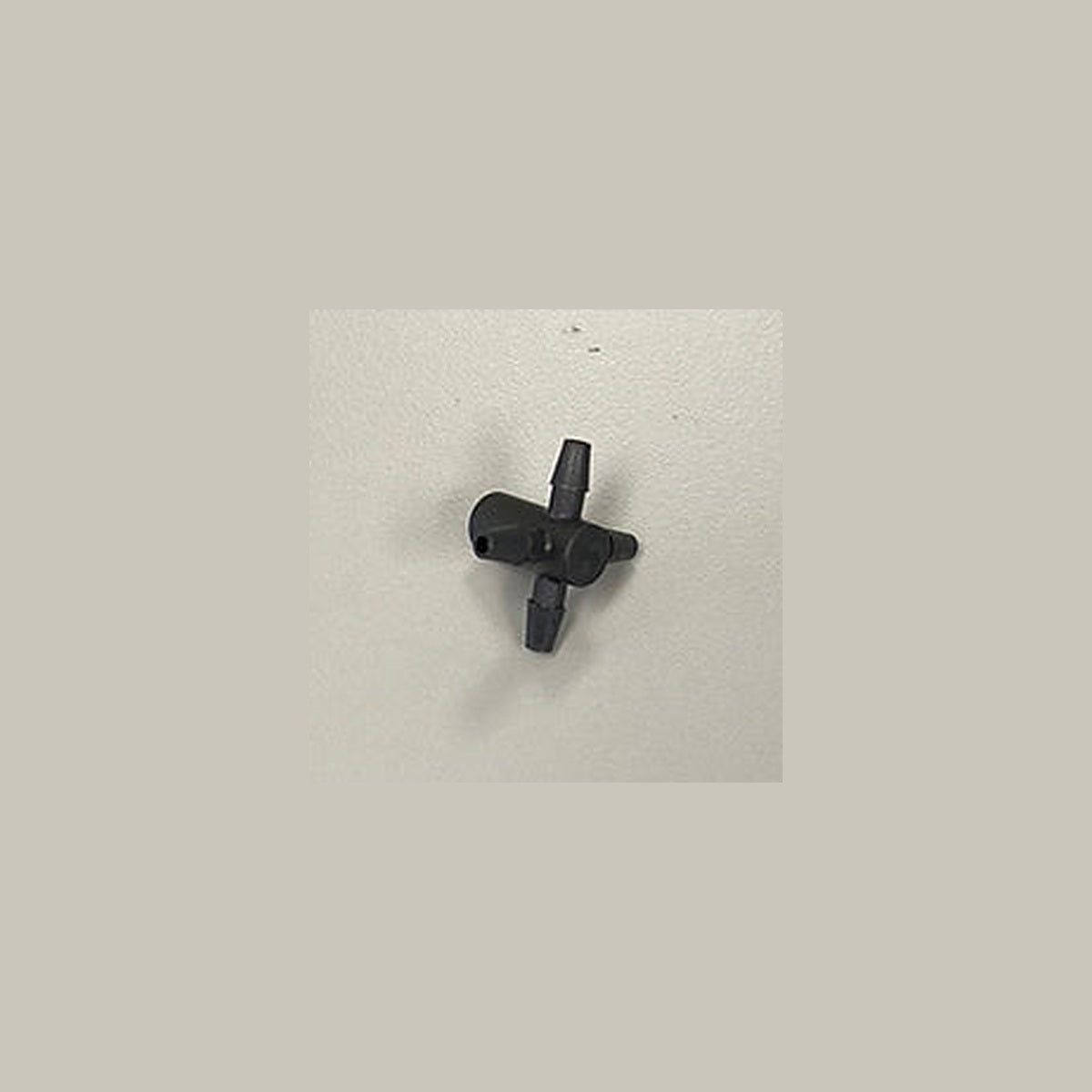 Dramm Barb Adaptor and Manifold for Drip Emitters - MAN4