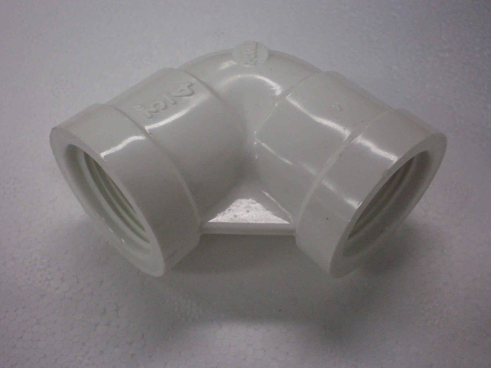 Dramm Poly Threaded Elbow