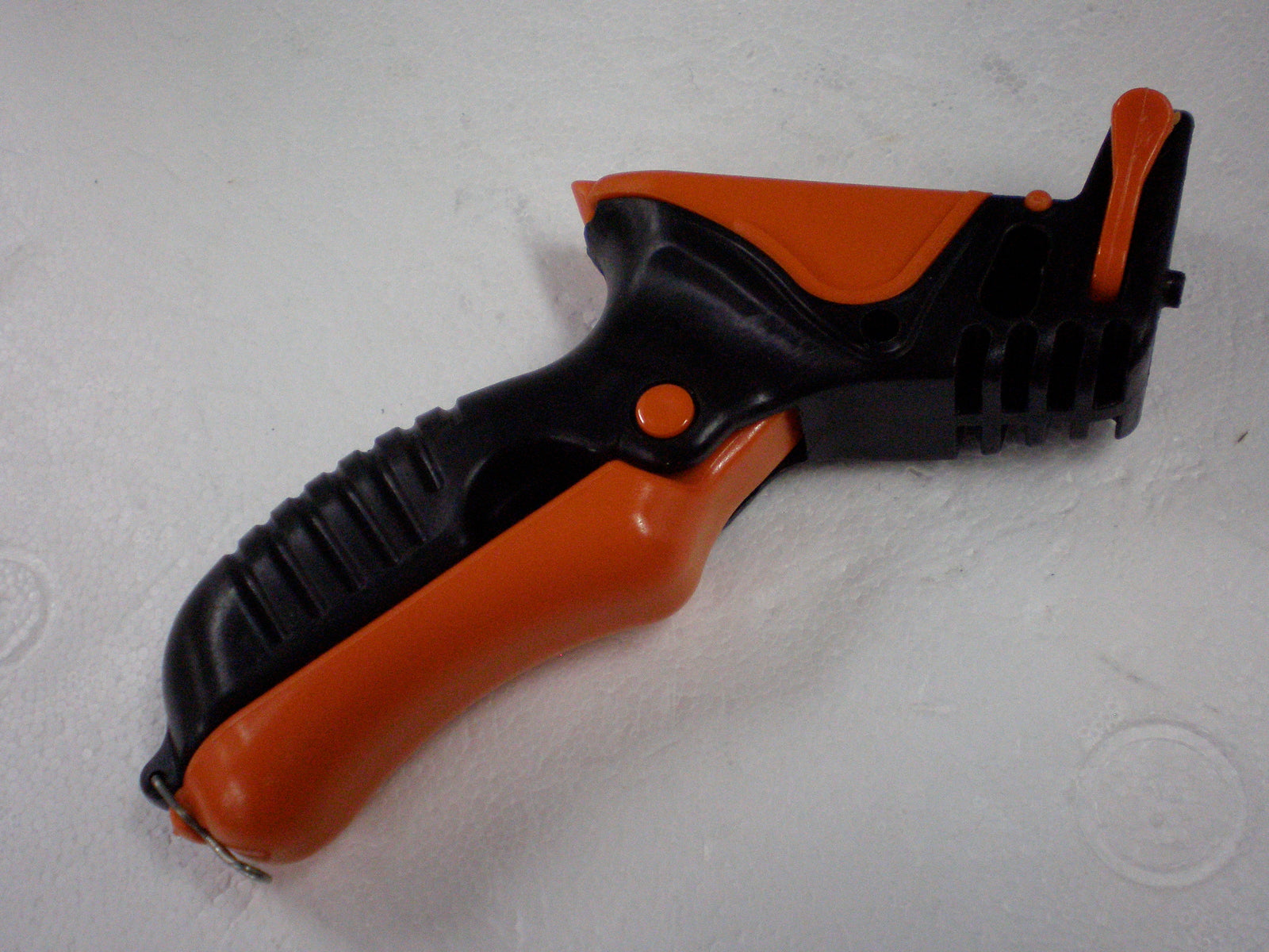 Dramm Irrigation Punch and Insertion Tool - PUNCH2532