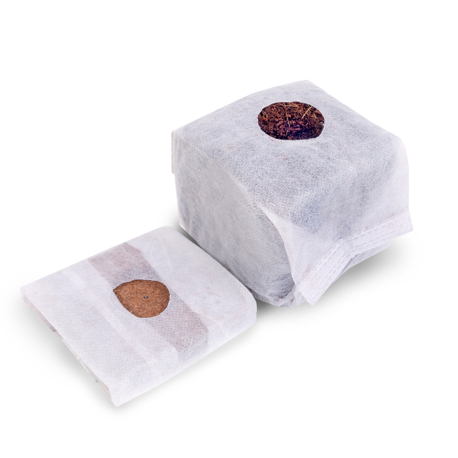 HortGrow SmartEra™ Grow Cube - 4in x 4in x 4in - Mesh Wrap - Coco Pith, Chips and Fiber - Expandable Coco Pots