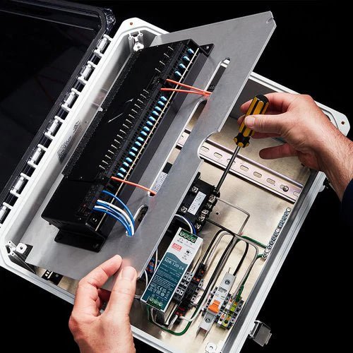 Growlink The All - In - One Connect Controller - Black Label Supply llc